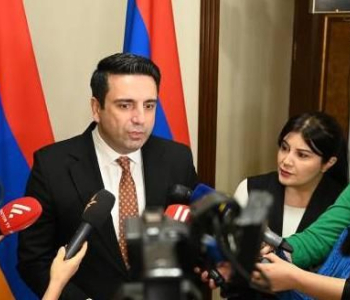 Ermənistan Parlamentinin spikeri:“Ermənilər və azərbaycanlılar yanaşı yaşamalıdırlar”
