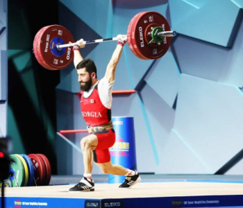 Ramin Şamilişvili Atatsidə gümüş medal qazanıb