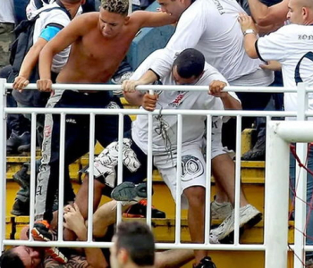 Braziliyada futbol klublarının azarkeşləri arasında kütləvi dava olub