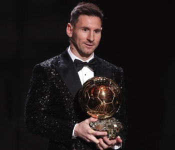Messi səkkizinci “Qızıl top”unu “Barselona” muzeyinə bağışladı