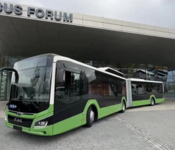 Tbilisi meri Kaxa Kaladzenin sözlərinə görə, martın 2-dən bir
neçə əlavə marşrut üzrə yeni 18 metrlik avtobuslar buraxılacaq.
